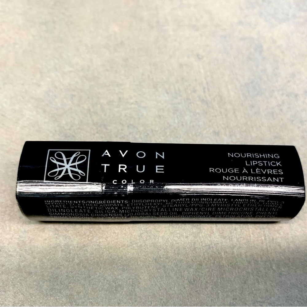 💄 Avon True Color Nourishing Lipstick ~ Ruby Kiss 💋